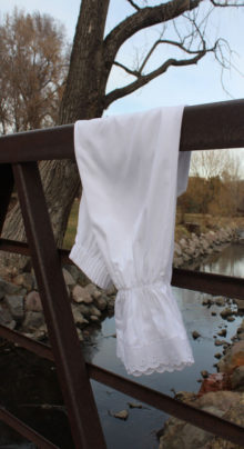 Pioneer Clothes & LDS Trek, White Elegance Pioneer Skirt #4605P - $24.99