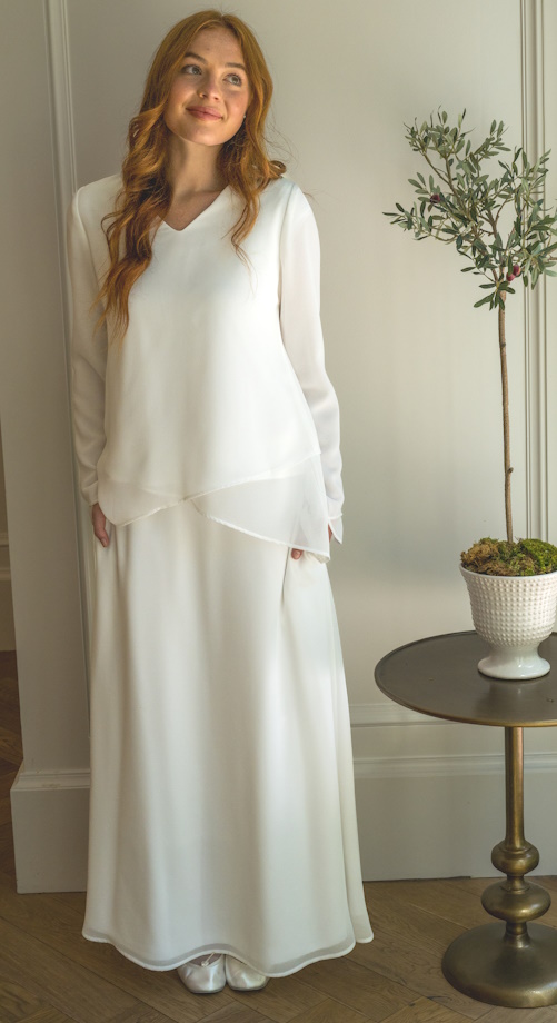 White Elegance Women's Modest White Full Length Long Sleeve Cotton